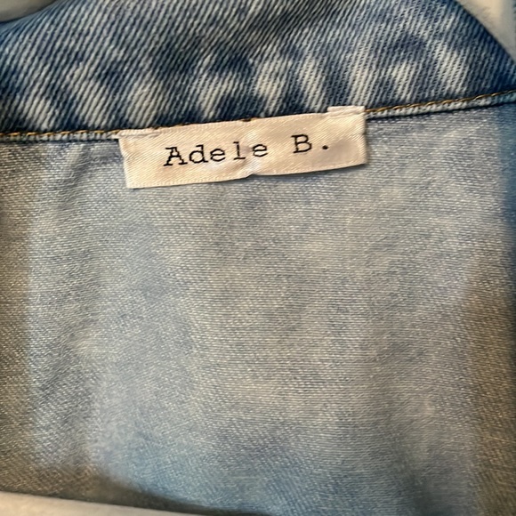 Cropped Jean Jacket - Picture 3 of 4